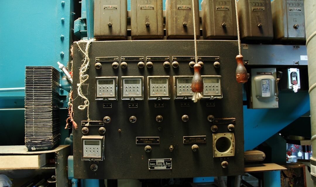 Maquina Cinza HCQhrghD_Tw