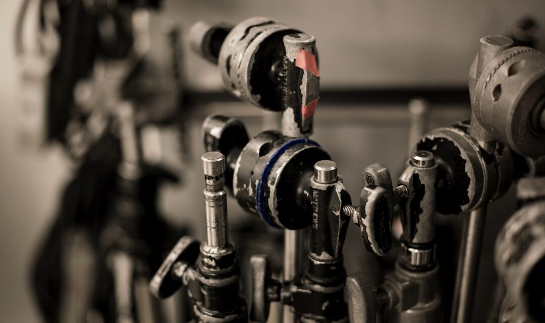 Foto Em Close up De Ferramentas De Metal _qfZcxitfUc