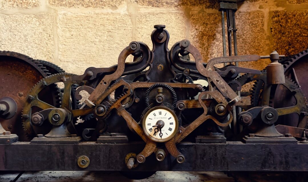 Mecanismo De Relogio Antigo Com Pequeno Mostrador Branco lqOSKat20w8