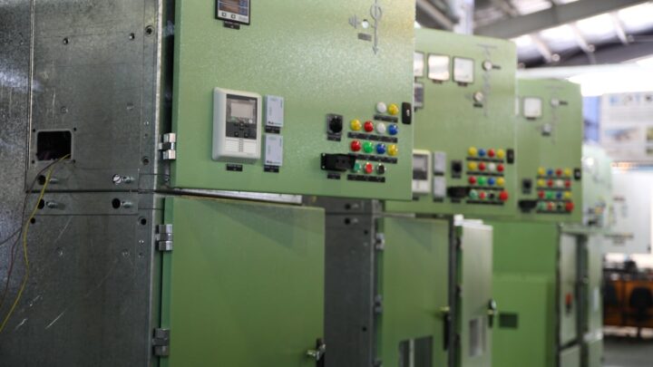 Armario De Metal Verde E Cinza pFAcFil_3L8